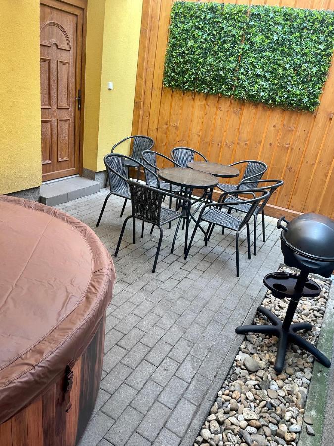 Arviz Apartman Szeged Exterior photo